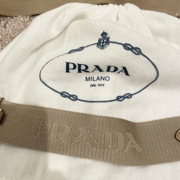 ❌ SOLD ❌ Prada Re-edition 2005 Re-nylon bag - Picture 9 of 14